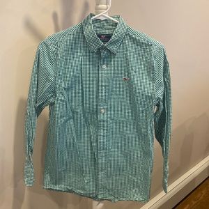 Vineyard Vines Boys button down shirt